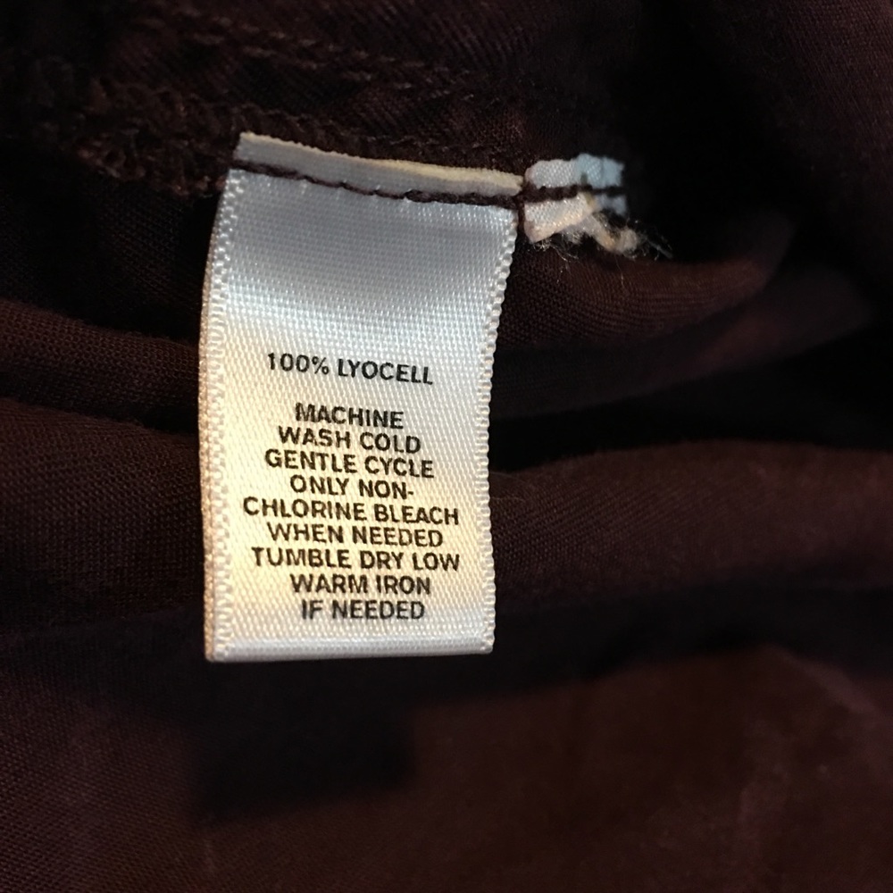 Lou & Gray Burgundy Roll Tab Sleeve Henley Top - Picture 7 of 7
